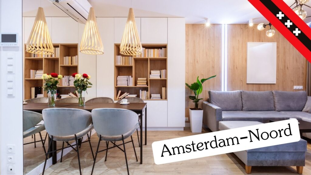 Modern ingericht appartement in Amsterdam-Noord kopen met houten accenten en bloemen.